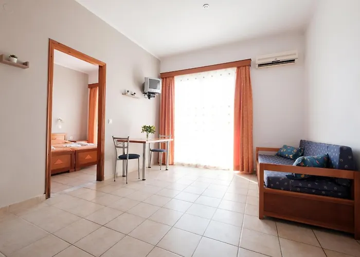 Hotel Club Maria Sidárion